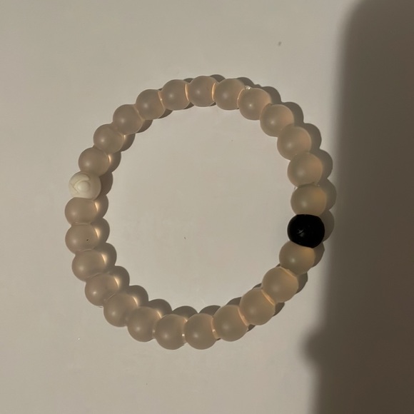 7 Limited Edition Lokai Bracelets - Picture 5 of 8